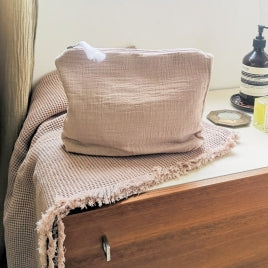 Pochette de toilette